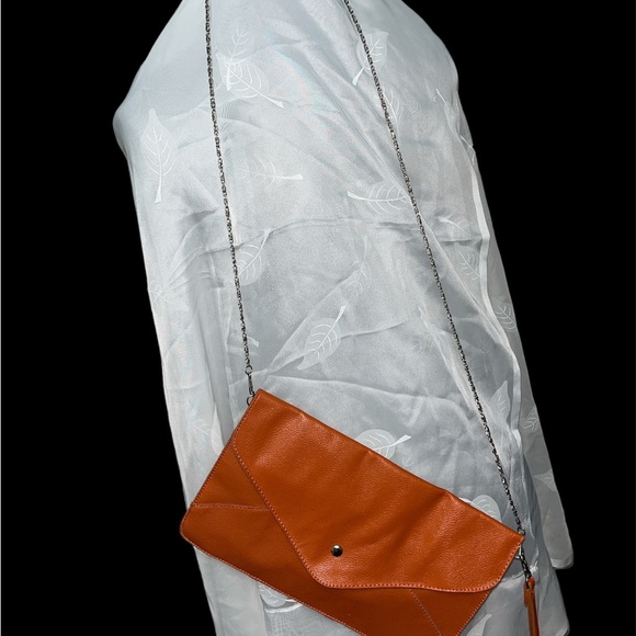 Crossbody Button Bag With Chain and wristlet. Single pouch. Burnt Orange. - Picture 4 of 7